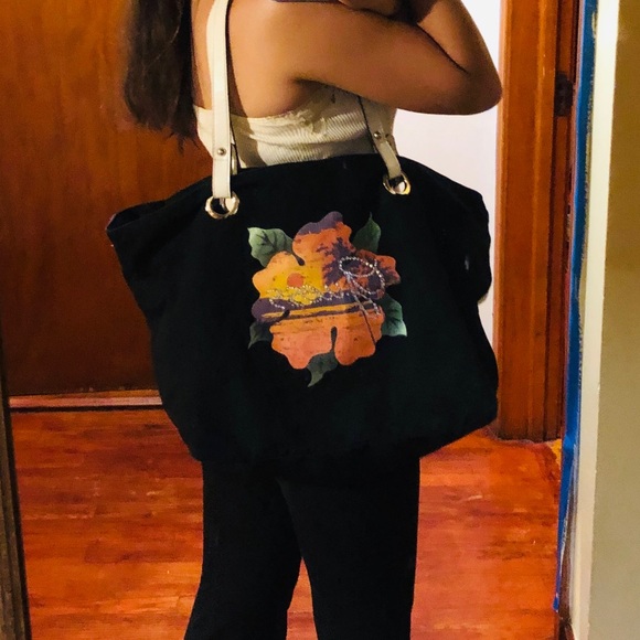 Guess Bedazzled Tropical Hawaii Tote PurseEveryday - Picture 1 of 8